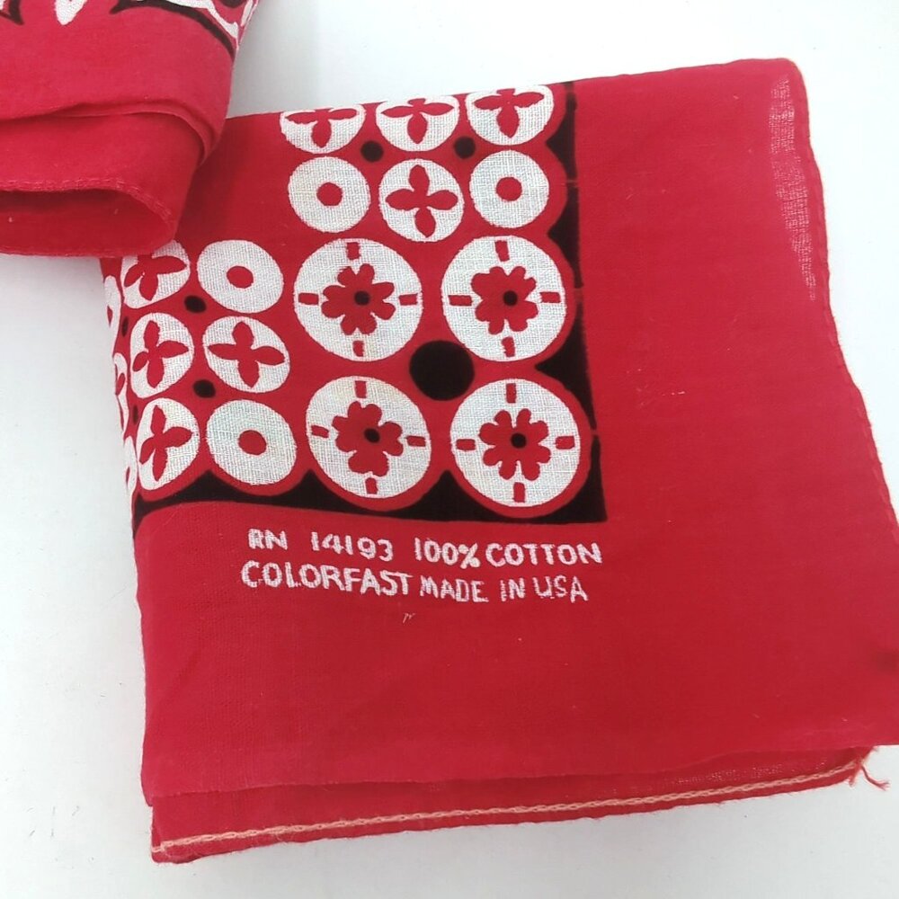 Vintage Bandana Red Washfast USA Cotton Set 14193 Wamcraft - Picture 4 of 6